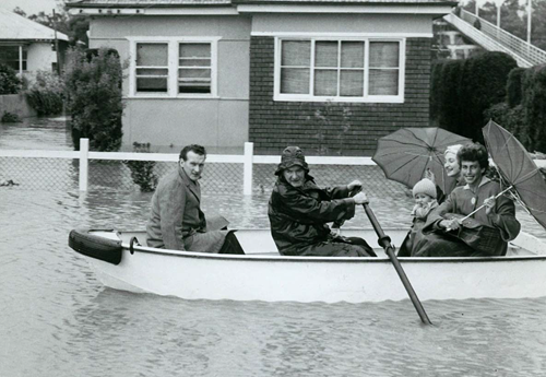 Flood near East Hills Footbridge 1964