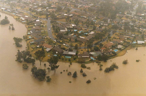 chipping-norton-in-the-1986-flood