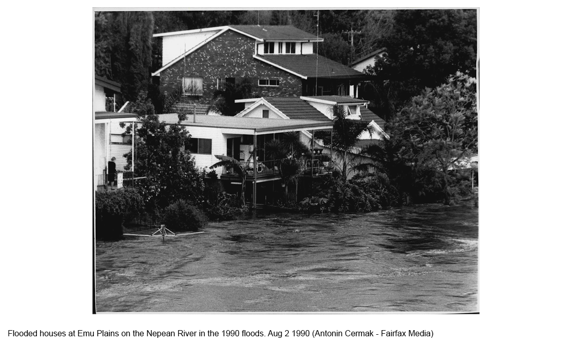 flooded-houses-at-emu-plains-on-the-nepean-river-aug-2-1990