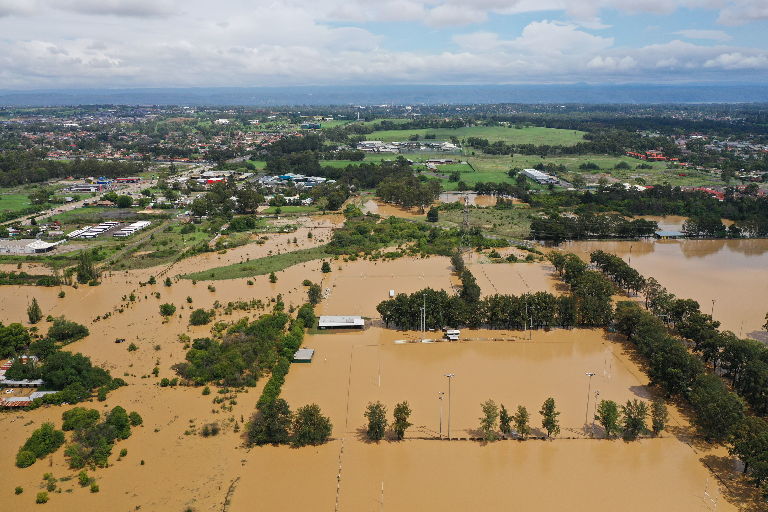 flooded-south-creek-at-st-marys-10-february-2020