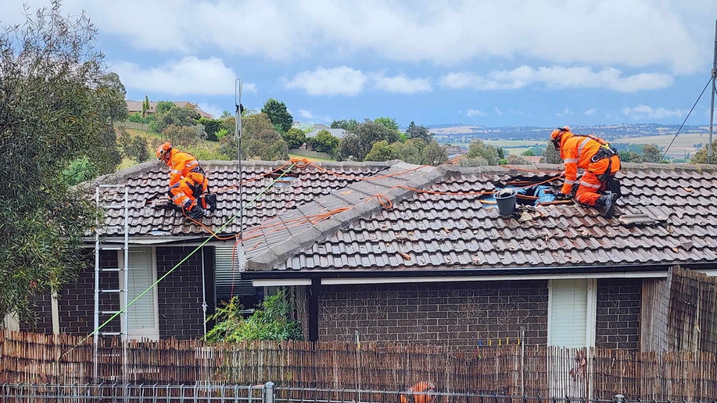 Storm and flood damage volunteer