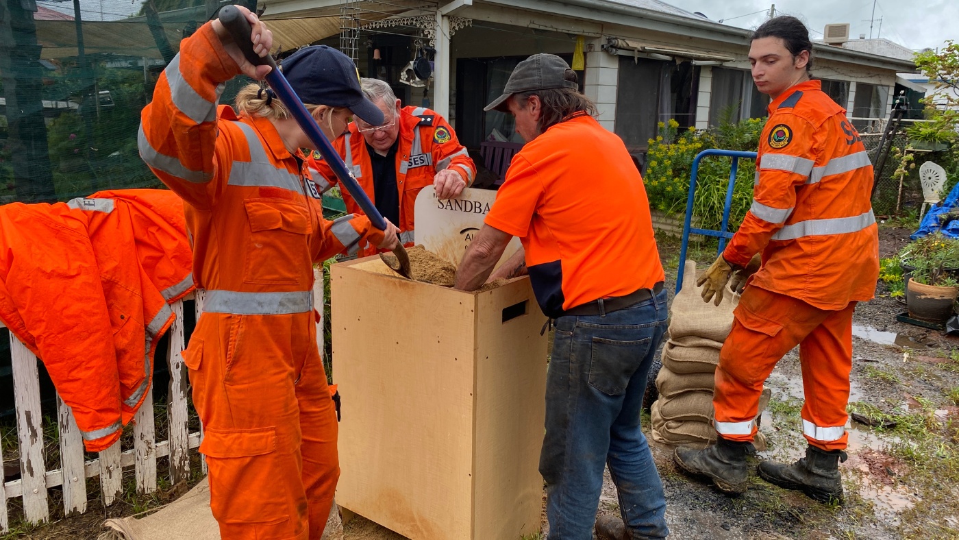 Storm and flood damage volunteer